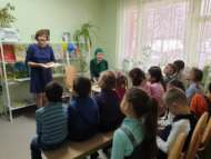 «Путешествие в детство»: встреча с писательницей Р. Хамидуллиной (0+)