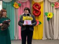 Профсоюз комитеты хезмәткәрләрне язның беренче бәйрәме белән котлады