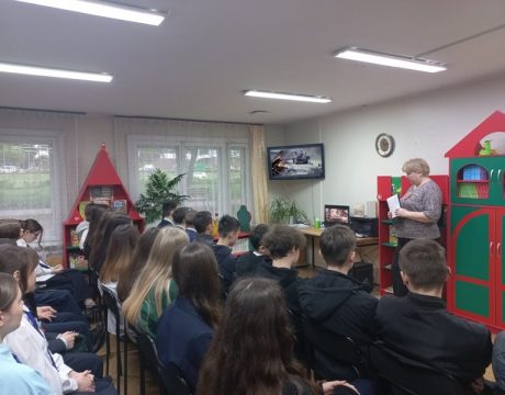 10ф. Литературно-музыкальная композиция «Мы за ценой не постоим». Смотрим видео на песни Окуджавы