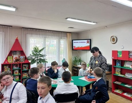 10ф. Мастер-класс «Брошь Победы»