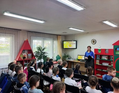 10ф. Познавательно-игровая программа «Солнышко в ладошках»