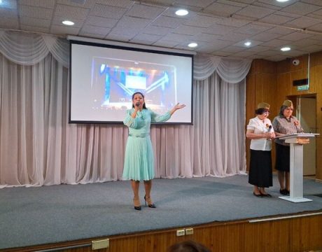 photo_5276420482402480890_y