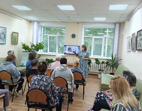 photo_5368299951806872279_y
