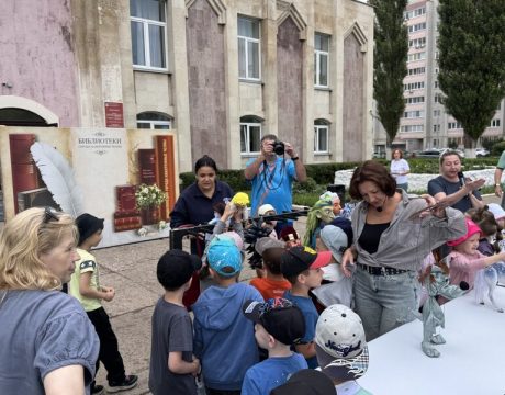 photo_5370793326351089756_y