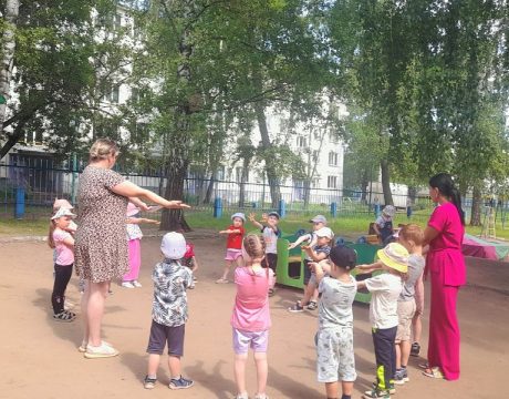 10ф. Час веселых затей «33 секрета солнечного лета». Веселая зарядка
