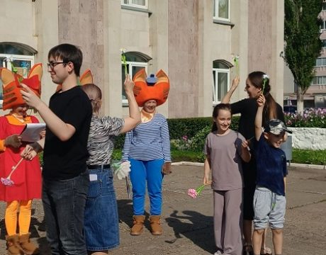 photo_5433982916729371693_y