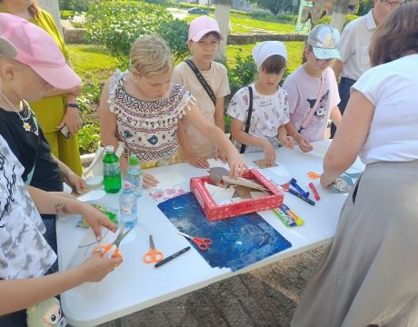 photo_5436262251578390962_y