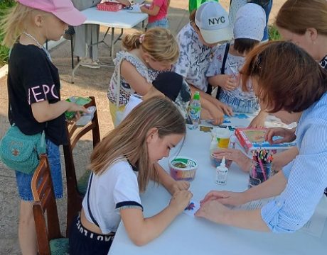 photo_5436262251578390981_y