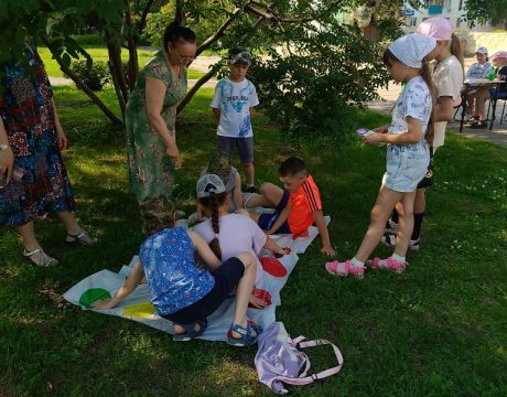photo_5436262251578390987_y