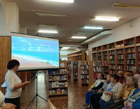 photo_5361662844355083151_y