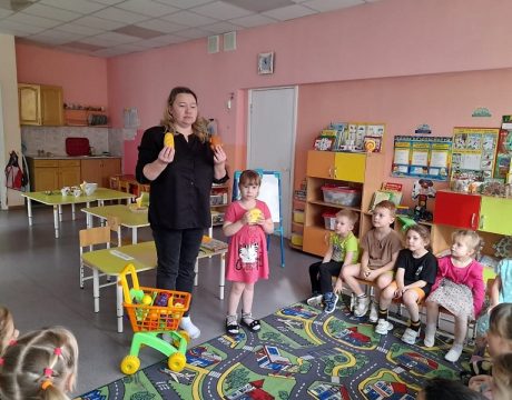 10ф. Беседа-викторина «Кушайте на здоровье». Игра «Полезно – вредно»