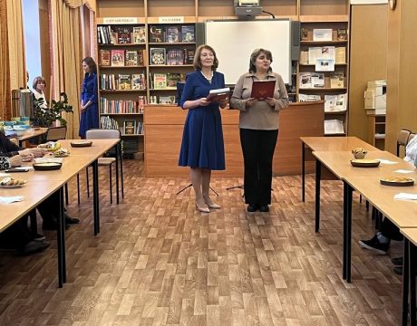 photo_5445032858264666936_y