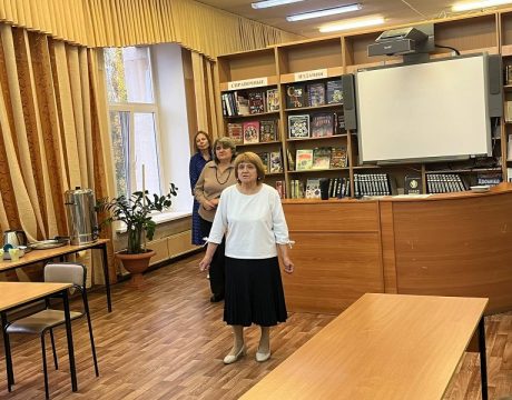 photo_5445032858264666946_y