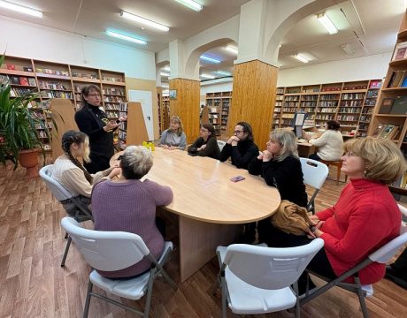 photo_5202148991637257066_y