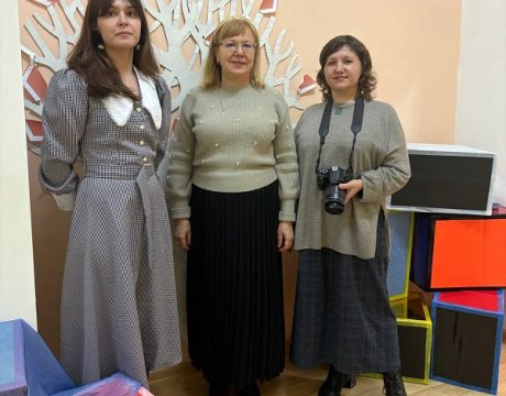 photo_5202148991637257235_y