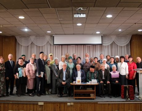 photo_5262928388106685510_w