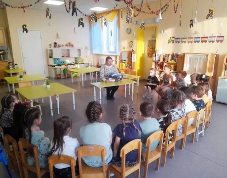 10ф. Громкое чтение «Как мышонок искал Новый год». Читаем сказку