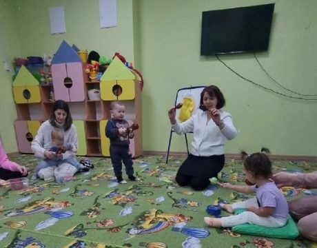 веселимся и поем