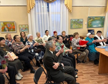 photo_5465508277333462965_y