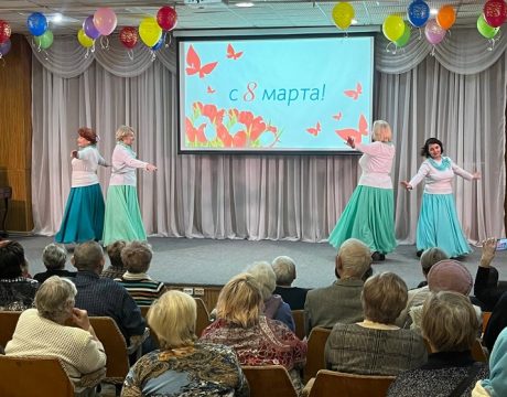 5 photo_5283109631976739905_y