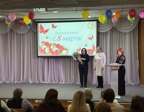 photo_5280677018334860619_y