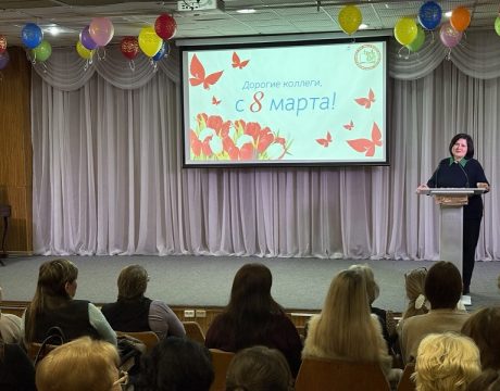 photo_5280677018334860622_y