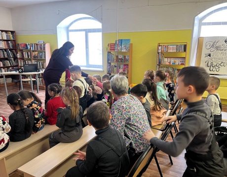 photo_5267459097567630456_y