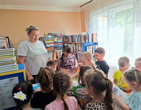 10ф. Экскурсия «Ребятишки в гости к книжкам»2