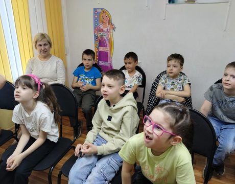13 ф. 14.05.26 Лит.посиделки Книжка в гости ждет друзей 4
