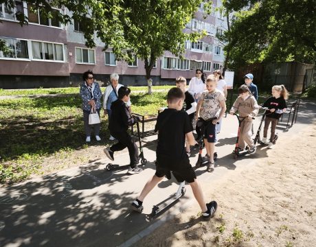 4. 23ф. Праздник к Международному дню защиты детей «В стране детства» (0 )