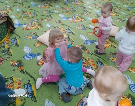мы с тобой играем в прятки